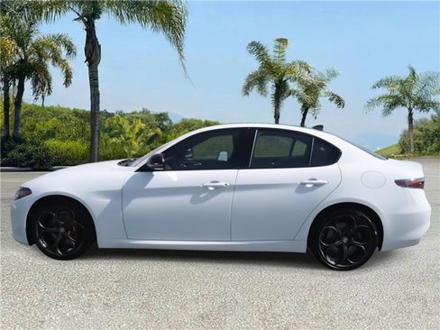 New 2025 Alfa Romeo Giulia image 5