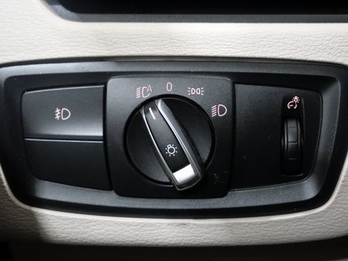 Used 2019 BMW X2 sDrive28i image 13