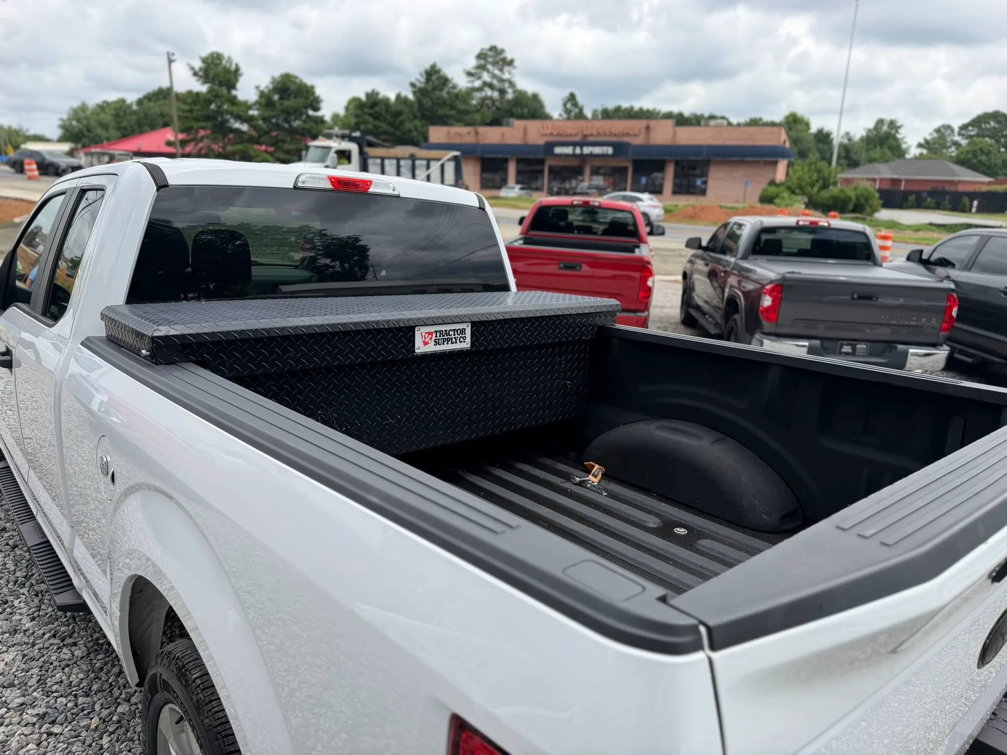 Used 2017 Ford F150 XL w/ Equipment Group 101A Mid RWD image 28