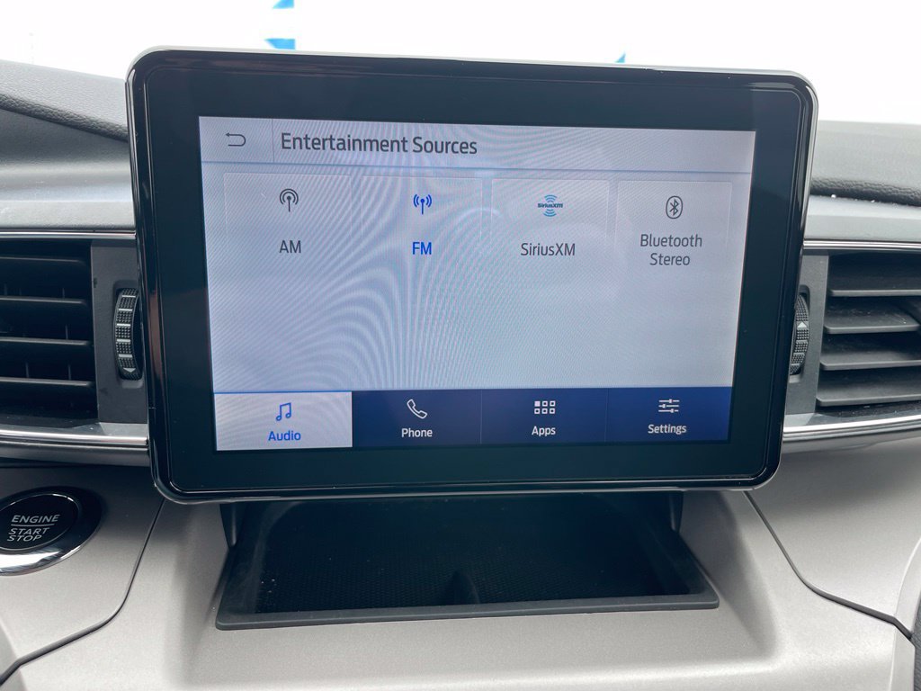 Used 2024 Ford Explorer XLT w/ Equipment Group 202A AWD/4WD image 15