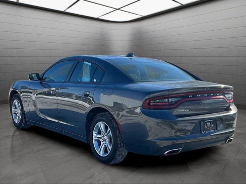Used 2023 Dodge Charger SXT image 3