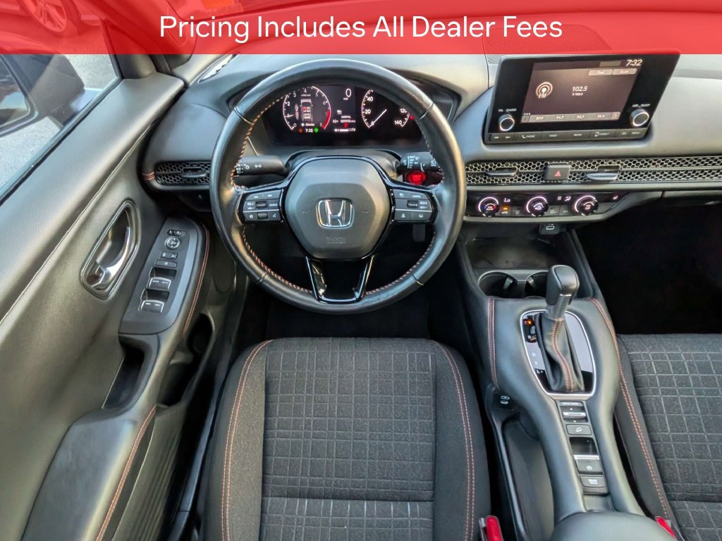 Used 2025 Honda HR-V Sport image 16