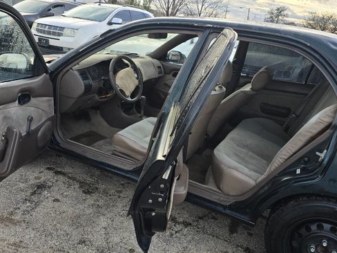 Used 1996 Toyota Corolla image 8