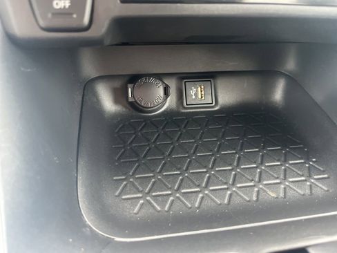 Used 2023 Toyota RAV4 LE image 22