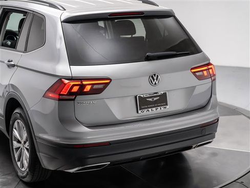 Used 2019 Volkswagen Tiguan S image 30