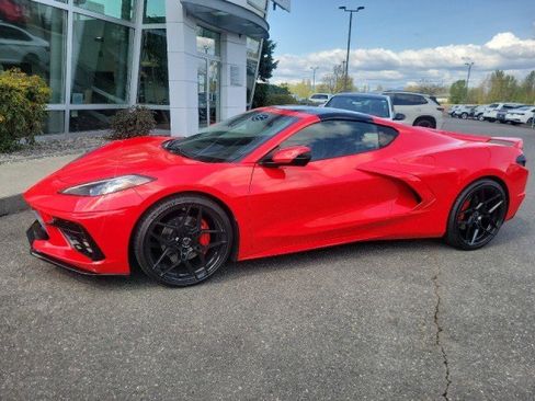Used 2022 Chevrolet Corvette Stingray Coupe w/ 1LT image 1