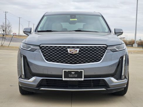 Used 2021 Cadillac XT6 Premium Luxury image 6