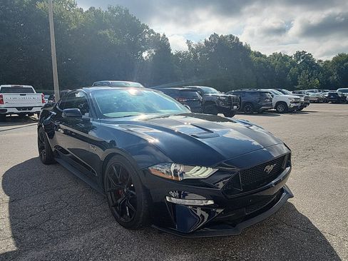 Used 2022 Ford Mustang GT Premium w/ Equipment Group 401A RWD image 7