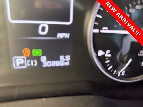 Used 2025 Subaru Forester Touring image 13