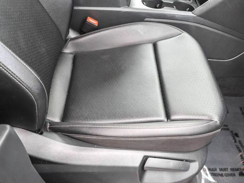 Used 2018 Volkswagen Atlas SE image 37