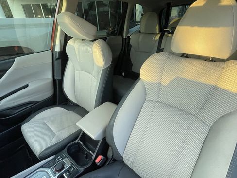 Used 2023 Subaru Forester Premium image 21