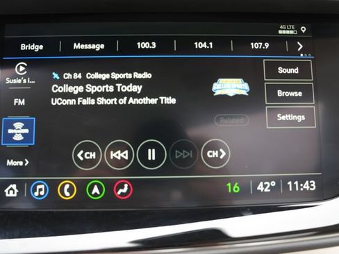 Used 2023 Buick Envision Avenir AWD/4WD image 26