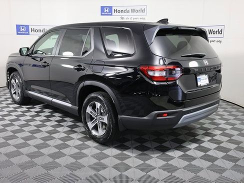 New 2025 Honda Pilot EX-L image 6