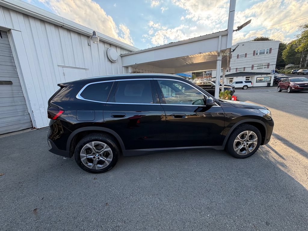 Used 2023 BMW X1 xDrive28i w/ Convenience Package AWD/4WD image 6