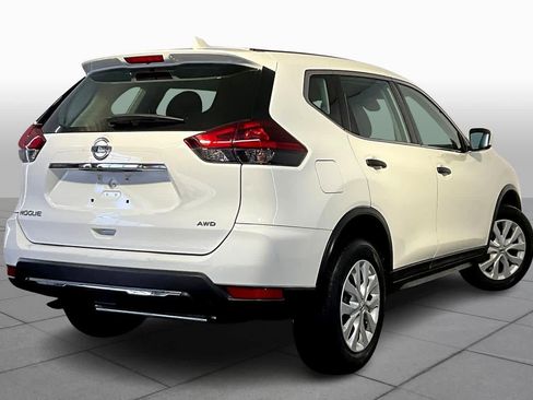 Used 2019 Nissan Rogue S image 35