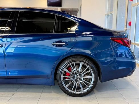 Used 2019 INFINITI Q50 Red Sport 400 w/ Sensory Package AWD/4WD image 9