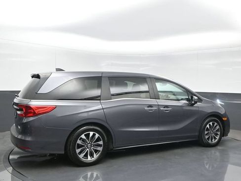Certified 2024 Honda Odyssey EX-L image 6