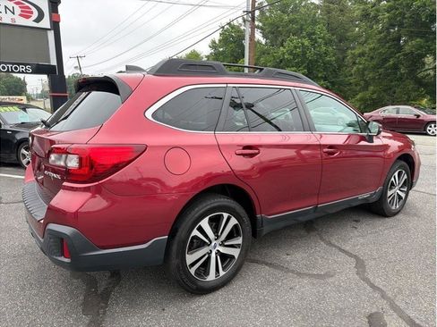 Used 2018 Subaru Outback 2.5i Limited AWD/4WD image 6