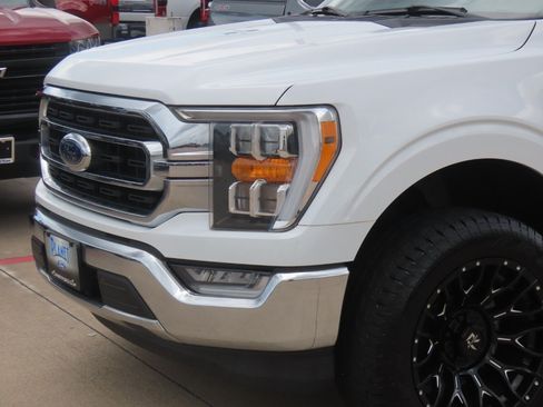 Used 2023 Ford F150 XLT w/ Equipment Group 302A High RWD image 3
