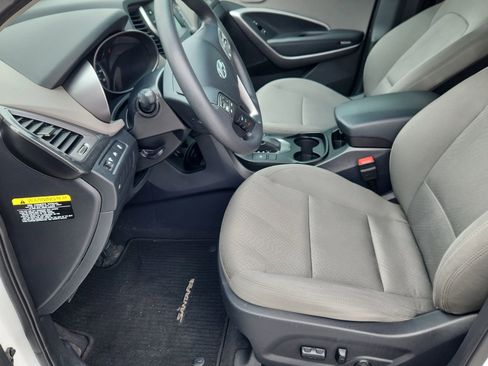 Used 2015 Hyundai Santa Fe Sport w/ Option Group 02 FWD image 10