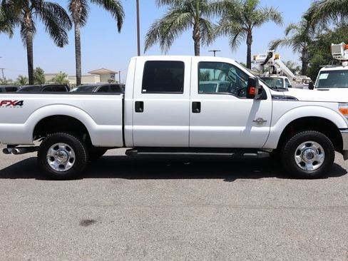 Used 2012 Ford F350 XLT w/ XLT Interior Pkg image 6