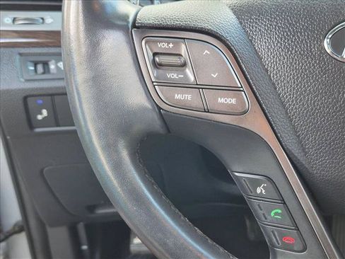 Used 2017 Hyundai Santa Fe Sport 2.0T FWD image 13