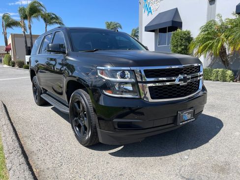Used 2017 Chevrolet Tahoe LT AWD/4WD image 3