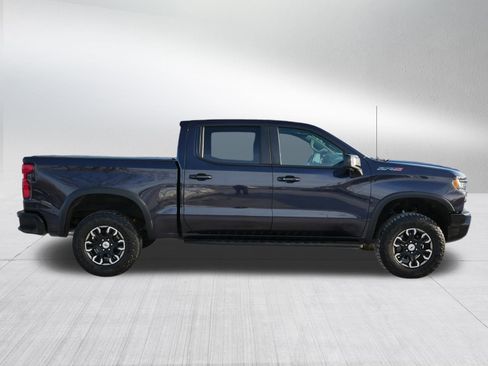 Used 2022 Chevrolet Silverado 1500 ZR2 w/ Technology Package image 8