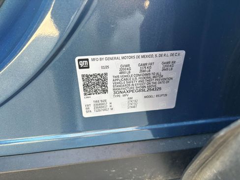 Used 2025 Chevrolet Equinox LT image 30