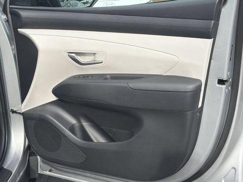 New 2026 Hyundai Tucson SE FWD image 16