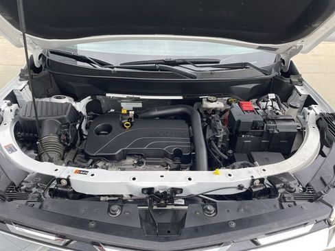Used 2025 Chevrolet Equinox LT FWD image 42