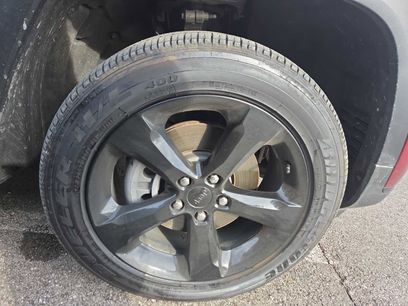 Used 2024 Jeep Grand Cherokee L Altitude