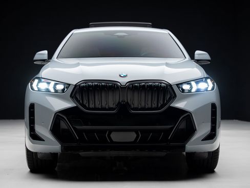 Used 2026 BMW X6 xDrive40i AWD/4WD image 8
