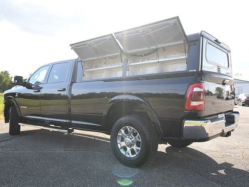 Used 2022 RAM 3500 Laramie image 5