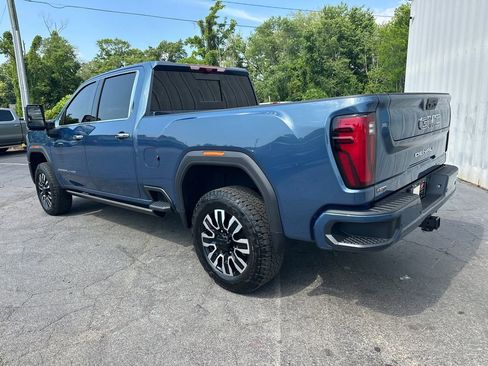 Used 2026 GMC Sierra 2500 Denali Ultimate AWD/4WD image 8