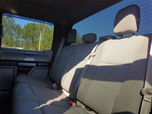 Used 2018 Ford F150 XLT w/ Equipment Group 302A Luxury image 9