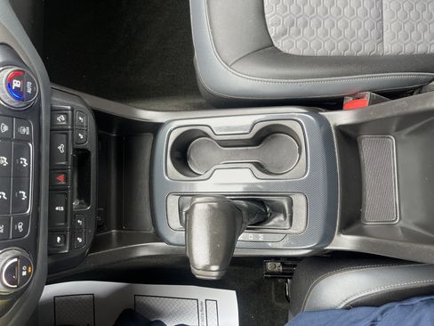 Used 2016 Chevrolet Colorado Z71 image 30