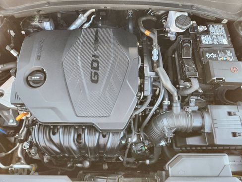 Used 2023 Kia Sportage SX image 32