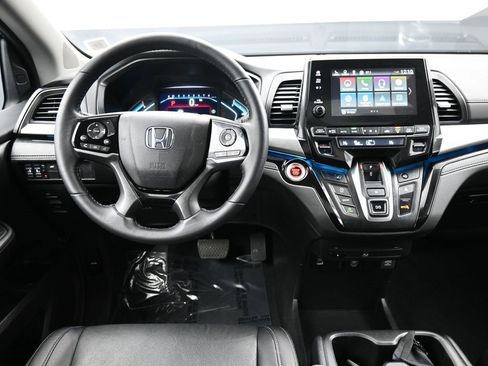 Certified 2022 Honda Odyssey Touring image 20