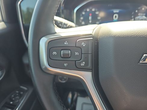 Used 2023 Chevrolet Silverado 1500 LT w/ Convenience Package II AWD/4WD image 14