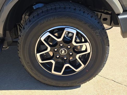 New 2026 Ford Bronco Outer Banks AWD/4WD image 36