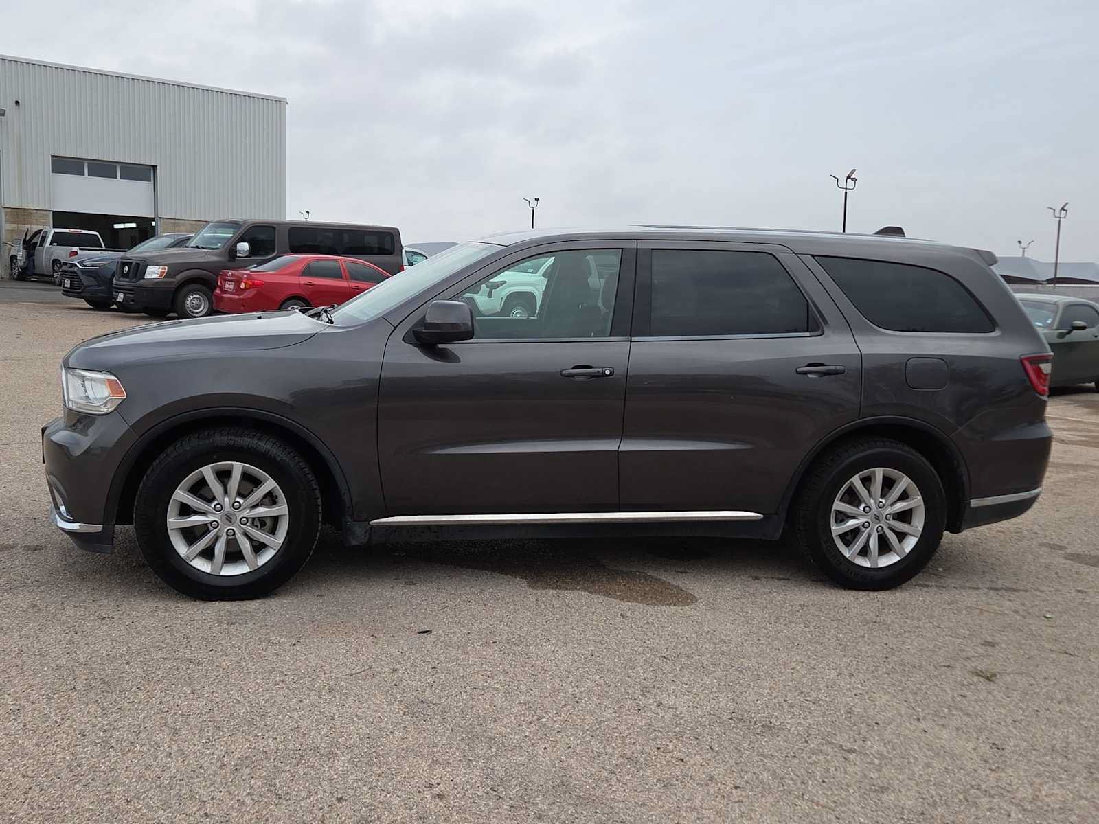 Used 2019 Dodge Durango SXT w/ 3rd Row Seating Group RWD image 5