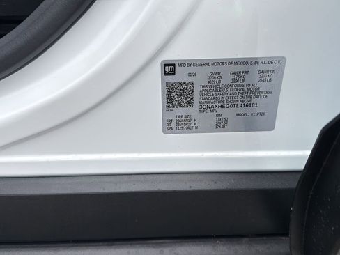 New 2026 Chevrolet Equinox LT w/ Convenience Package II FWD image 38