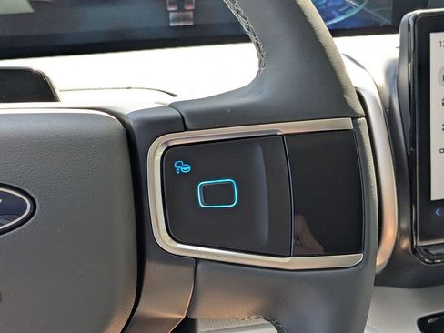 New 2026 Ford Expedition Active RWD image 24