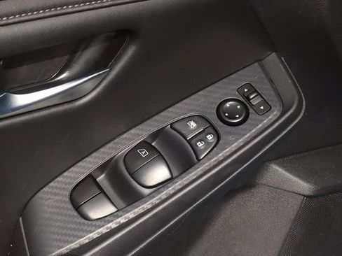 Used 2024 Nissan Sentra SV image 11