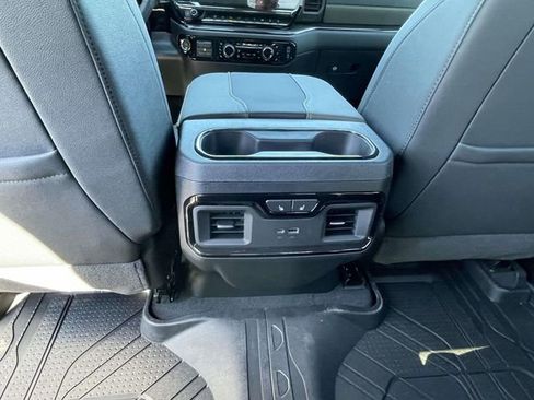 New 2026 Chevrolet Silverado 2500 ZR2 AWD/4WD image 13