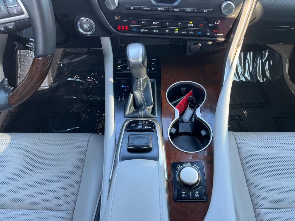 Used 2018 Lexus RX 350 AWD w/ Premium Package image 19