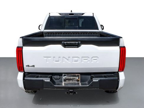 Used 2022 Toyota Tundra SR5 w/ SR5 Convenience Package image 58
