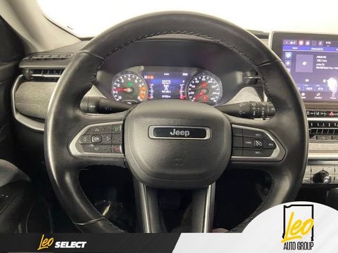 Used 2022 Jeep Compass Latitude AWD/4WD image 26