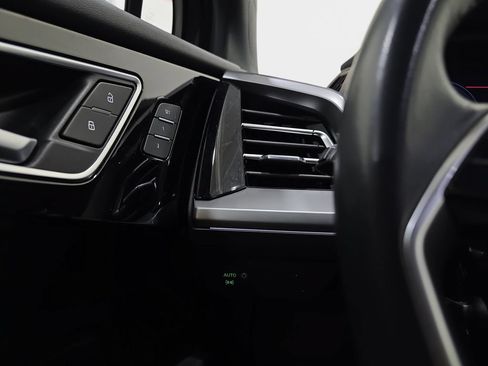 Used 2024 Audi Q4 e-tron Premium w/ Convenience Package AWD/4WD image 26